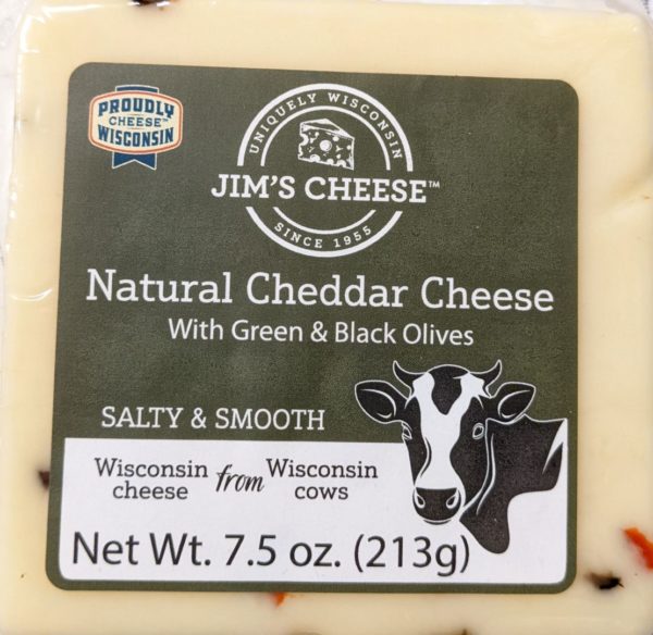 7.5 oz. Green & Black Olive White Cheddar Cheese | Westby Creamery